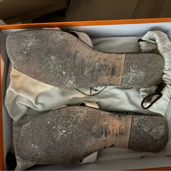 Hermes White Women's Sandals - Picture 2 of 3